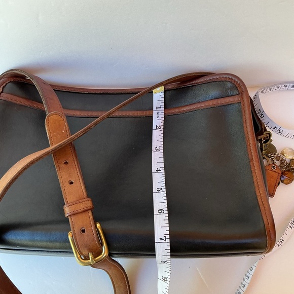 Vintage 80’s Coach Swagger Crossbody Bag Made In USA - Picture 13 of 14